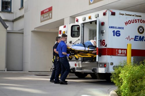 Une ambulance à l'hôpital